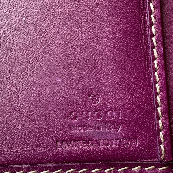 Gucci Beige and Purple Stripe Wallet - Picture 8 of 8